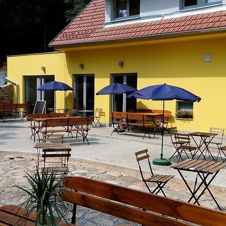 Mezi Stromy Hotell Horakov Exteriör bild